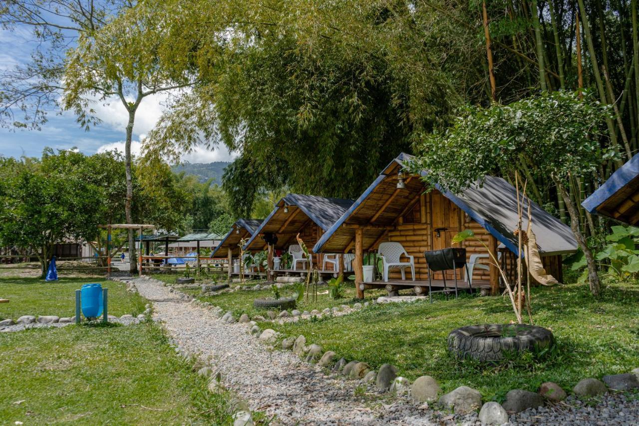 Camping Lagos De Venecia Hotel Santa Rosa de Cabal Bagian luar foto